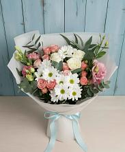 Букет цветов из:  Розы, Лизиантусы и Хризантемы #REPLACE_PRED# Амурске