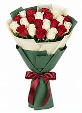 Микс из красных и белых роз #REPLACE_PRED# Амурске Букет Микс из красных и белых роз #REPLACE_PRED# Амурске