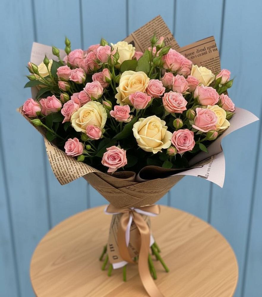 Букет цветов из: Розы в Амурске