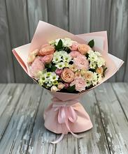 Букет цветов из:  Гвоздики, Розы и Хризантемы в Амурске