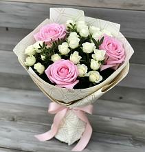 Букет цветов из:  Розы в Амурске