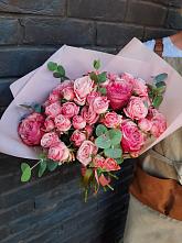 Букет цветов из:  Розы в Амурске