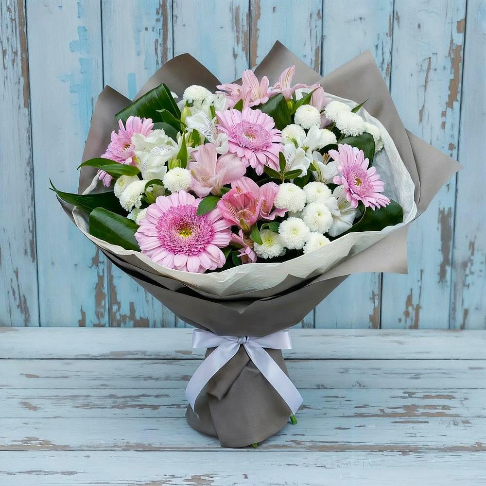 Букет цветов из: Герберы, Альстромерии и Хризантемы в Амурске